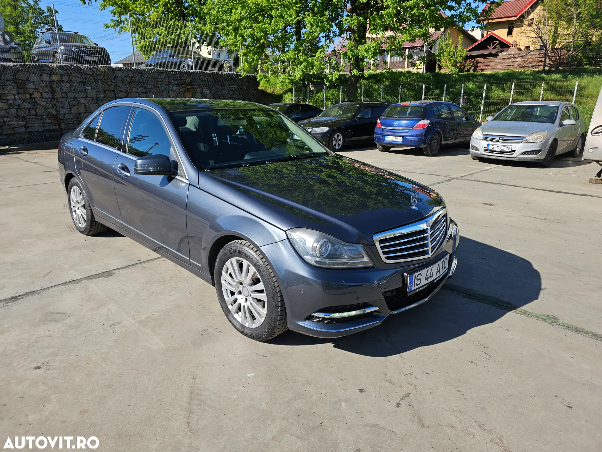 Mercedes-Benz C - 2