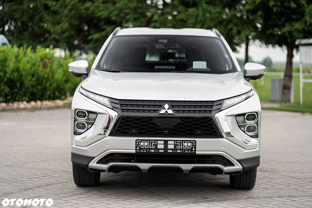 Mitsubishi Eclipse Cross Plug-In Hybrid 4WD Top - 8