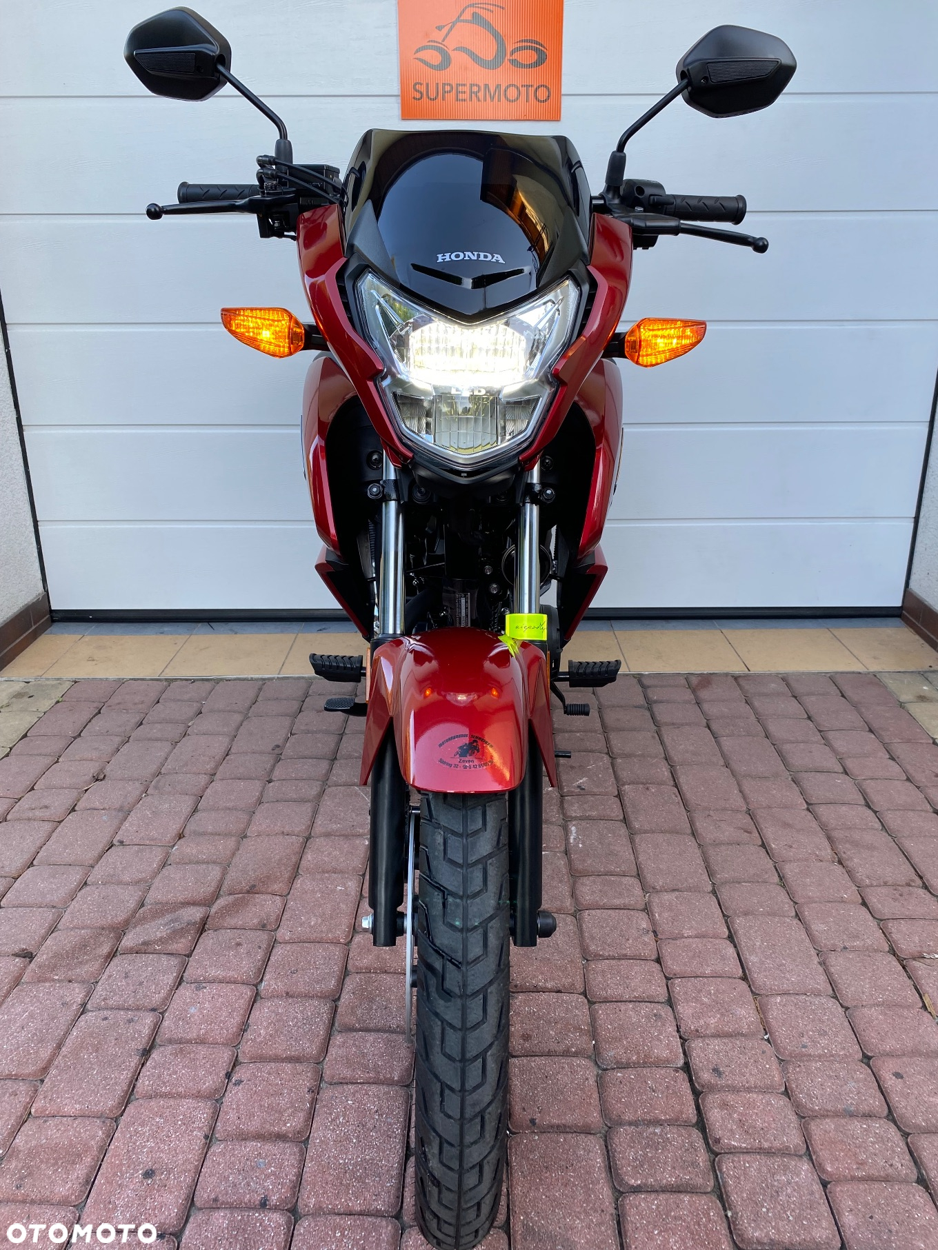 Honda CBF - 4