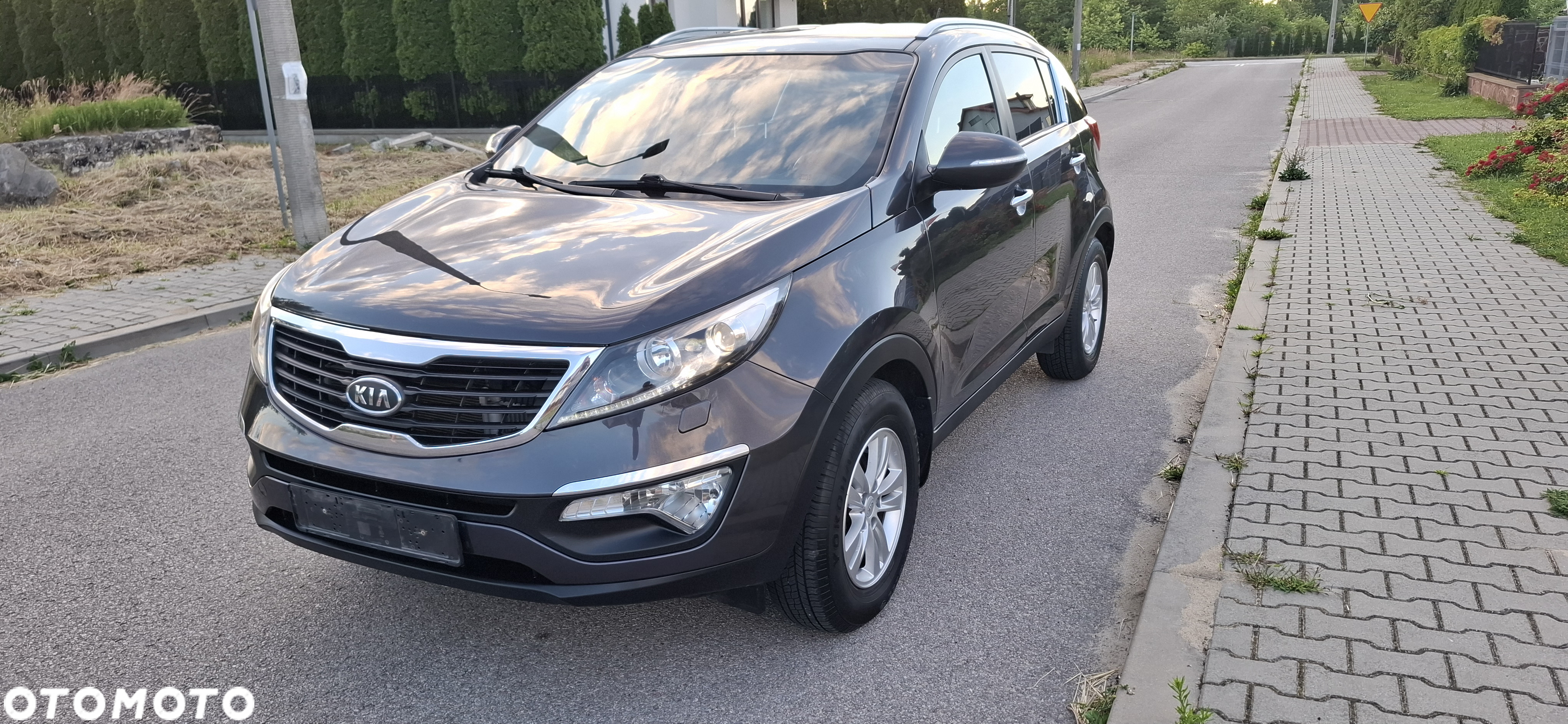 Kia Sportage 1.7 CRDI 2WD Dream-Team Edition - 2