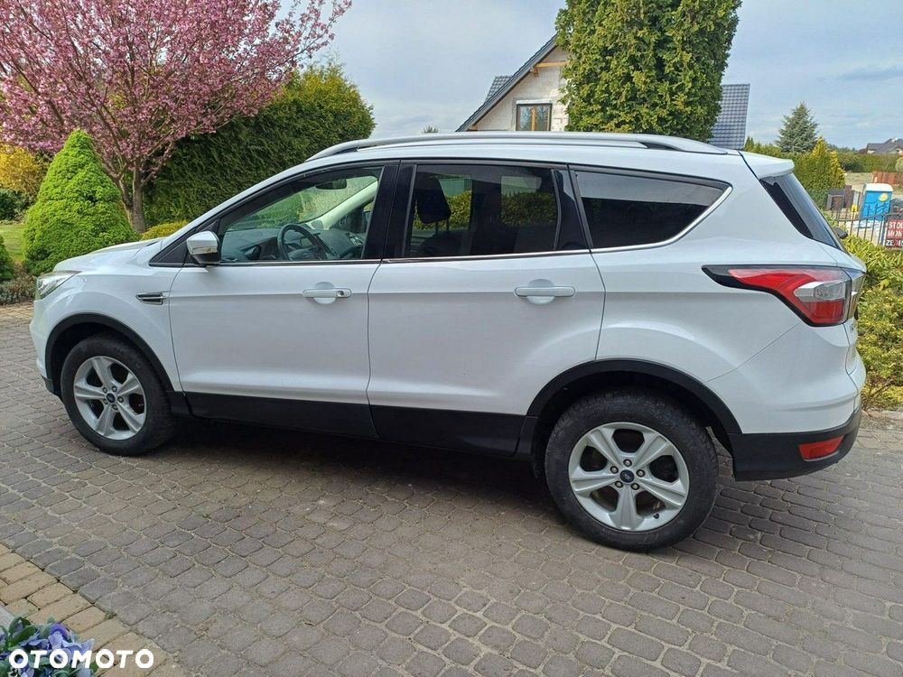 Ford Kuga 1.5 EcoBoost 2x4 Individual - 5