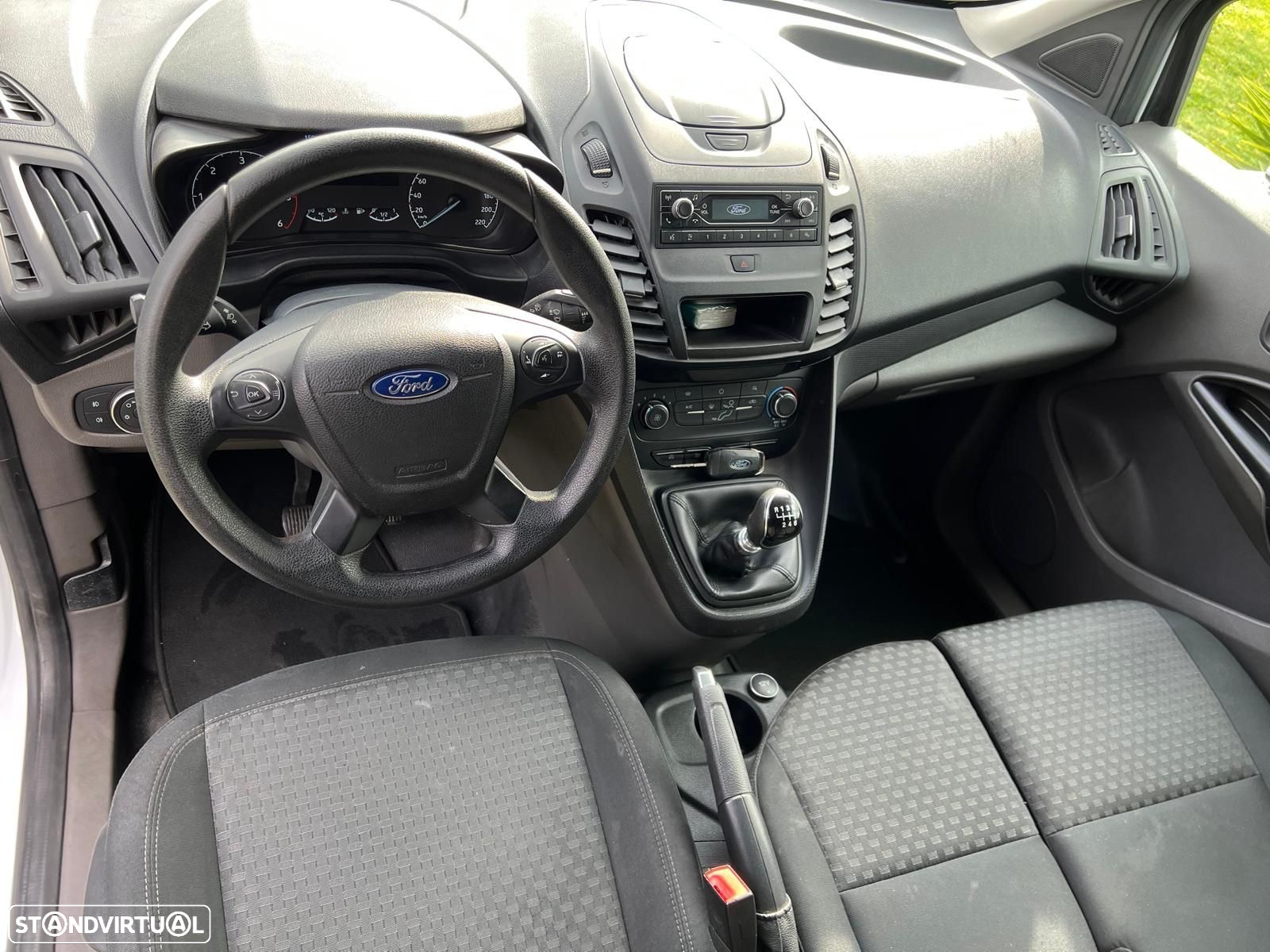 Ford Conecct - 11