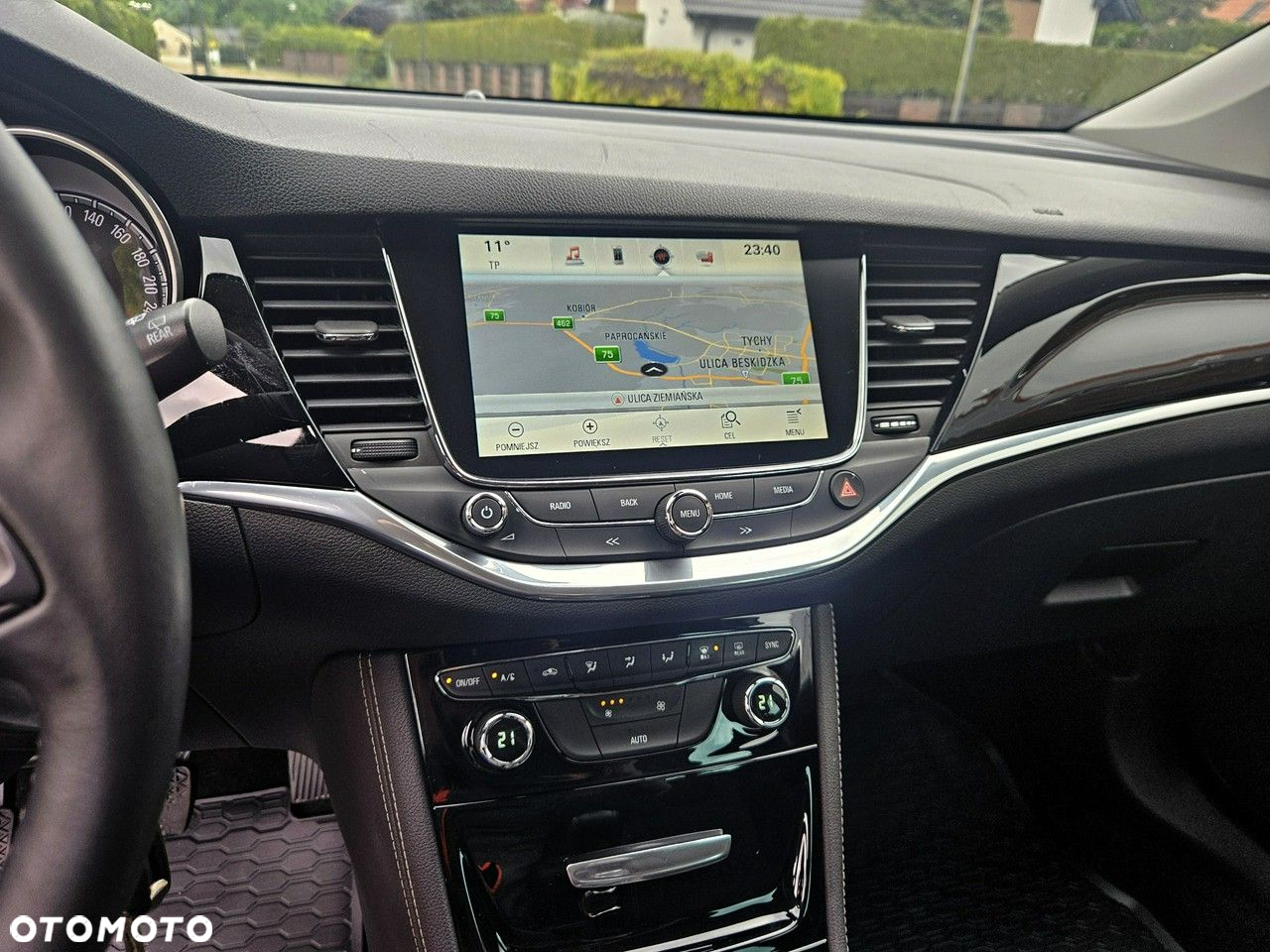Opel Astra - 16