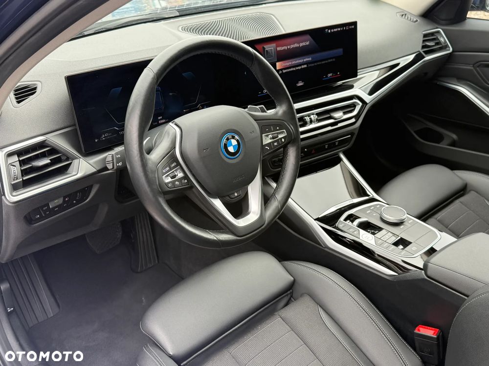 BMW Seria 3 320e M Sport - 26