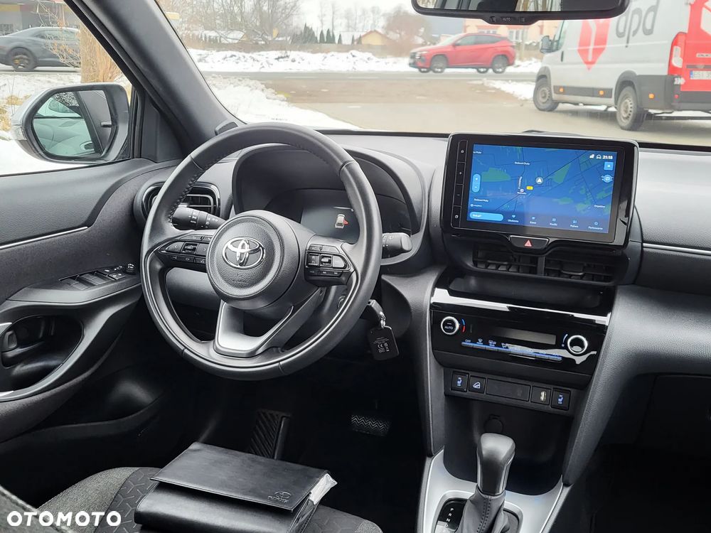 Toyota Yaris Cross Hybrid 1.5 Style AWD - 8