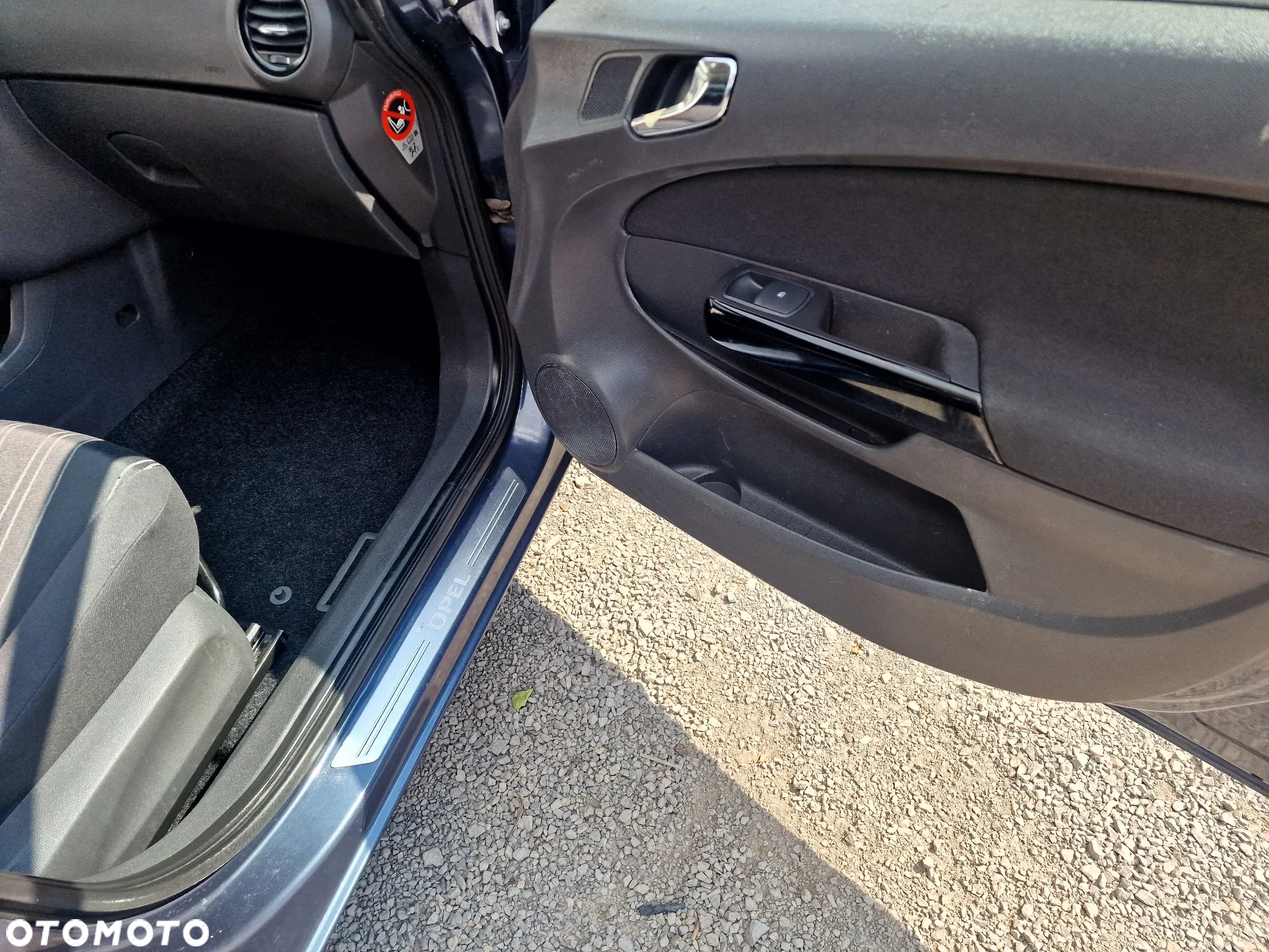 Opel Corsa 1.4 16V Enjoy - 12