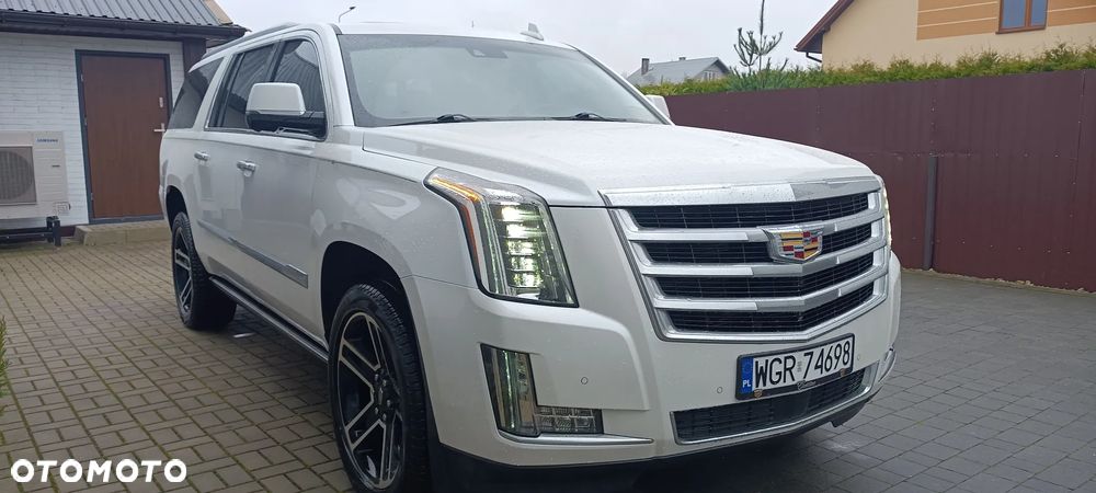 Cadillac Escalade - 15