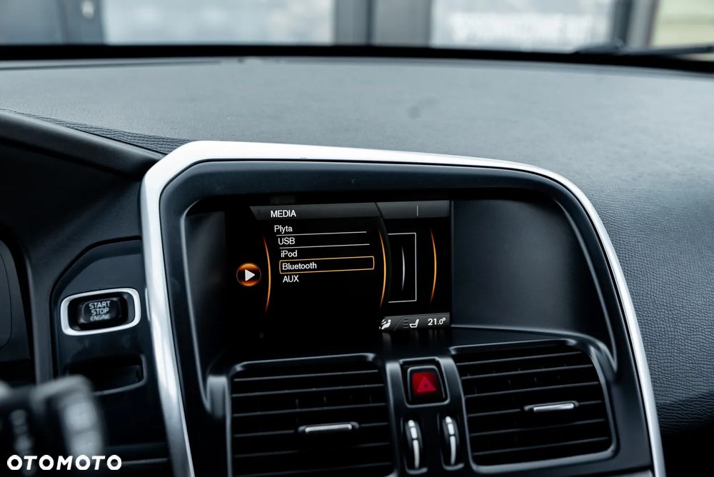 Volvo XC 60 D5 AWD RDesign - 34