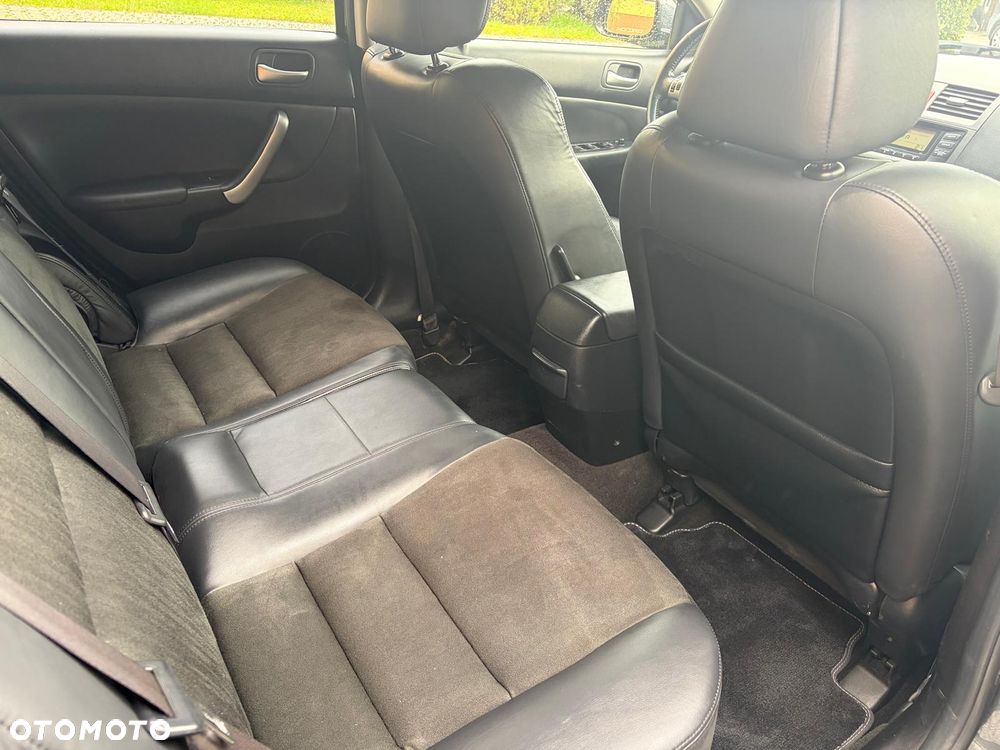 Honda Accord 2.0 i Automatik Sport - 23