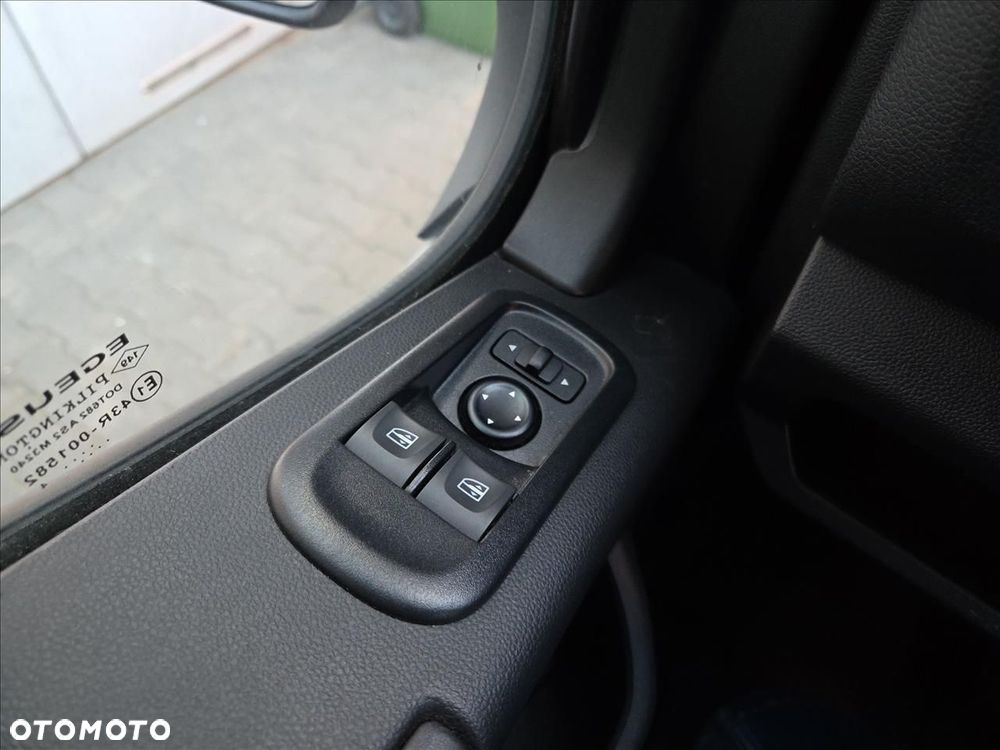 Renault master - 12