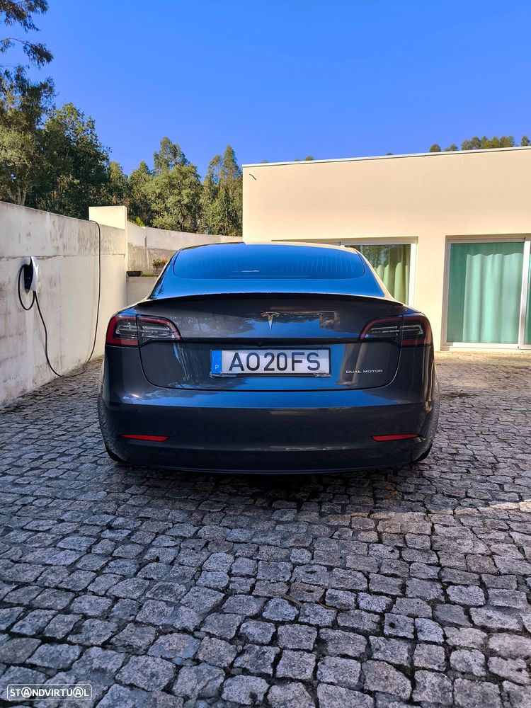 Tesla Model 3 Long Range AWD Dual Motor — fotografia 5