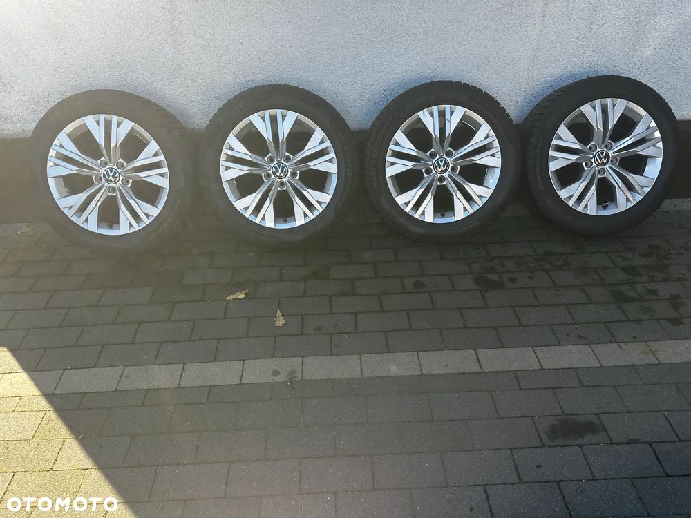 215 55 17 / VW Passat B8 Arteon Sharan Caddy Touran SEAT Alhambra SKODA SuperB Karoq / 3G0 - 2