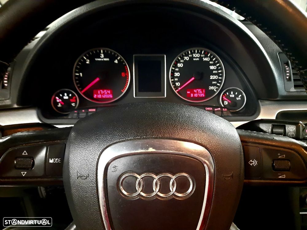 Audi A4 Avant 2.0 TDI multitronic - 10