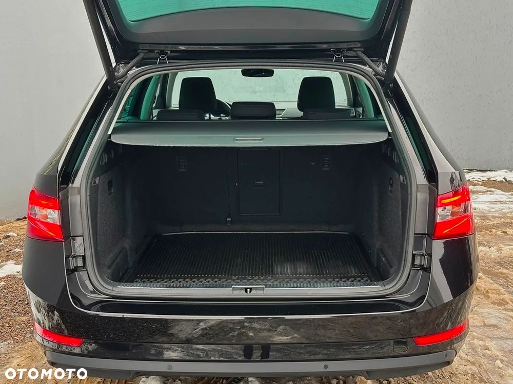 Skoda Superb 2.0 TSI Ambition DSG - 28