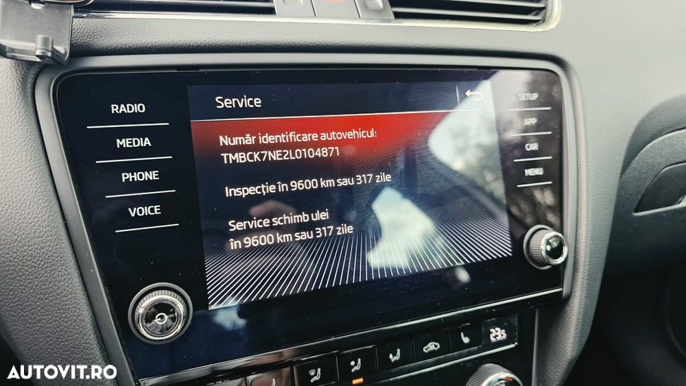 Skoda Octavia 2.0 TDI DSG 4X4 Style - 9