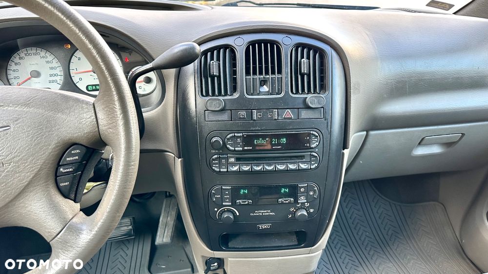 Chrysler Grand Voyager 3.3 LX S&G - 39