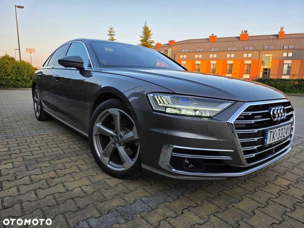 Audi A8 - 2