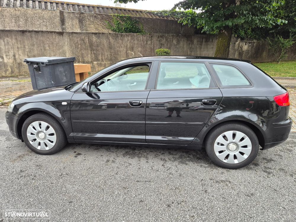 Audi A3 Sportback 1.9 TDi Ambiente - 10