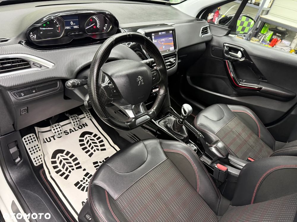 Peugeot 2008 PureTech 130 Stop&Start GT-Line Edition - 14