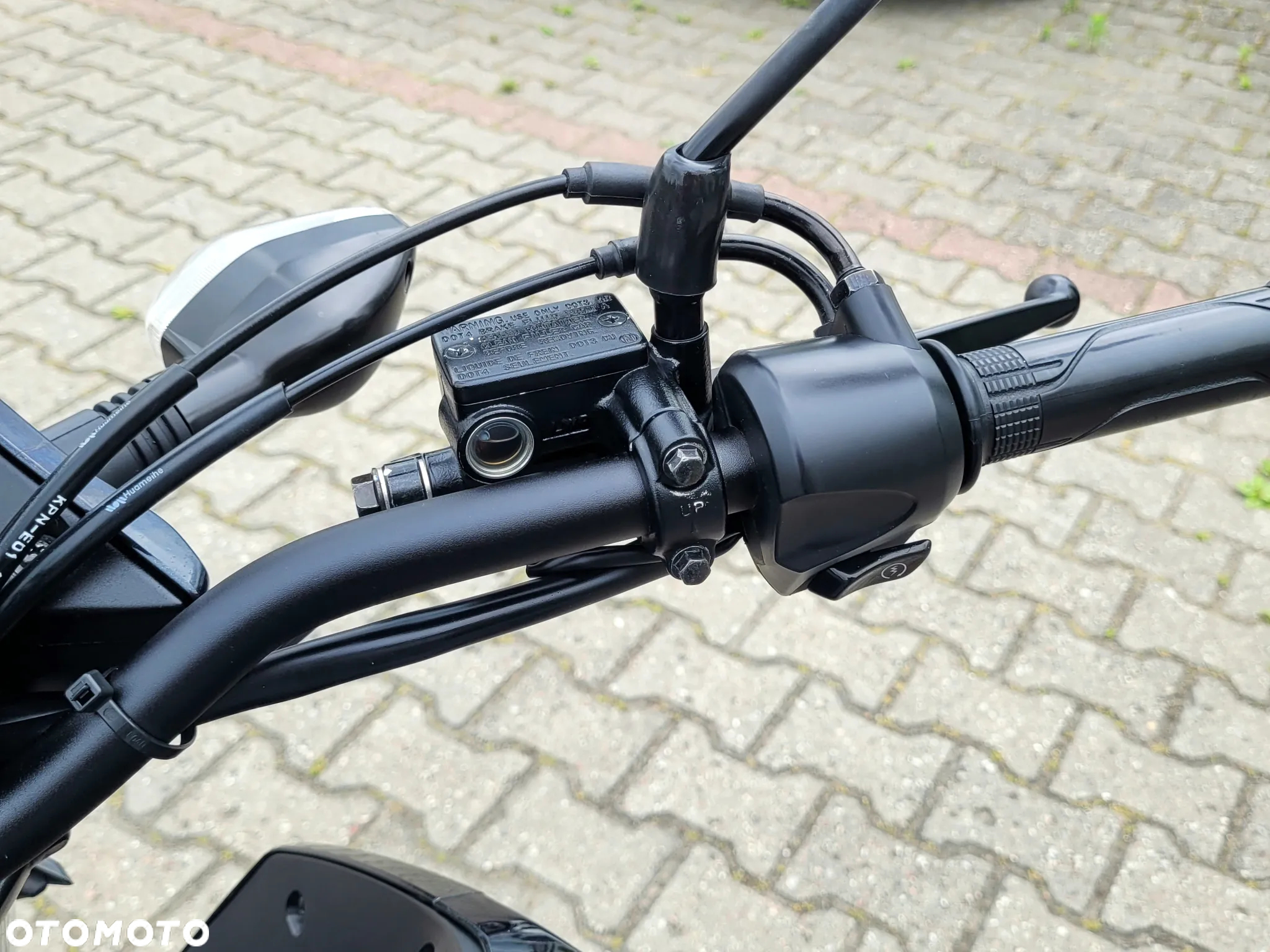 Honda CBF - 16