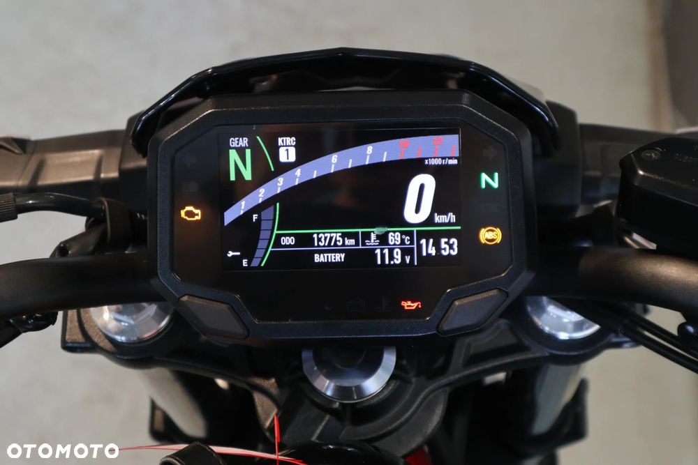 Kawasaki Z 650 - 15