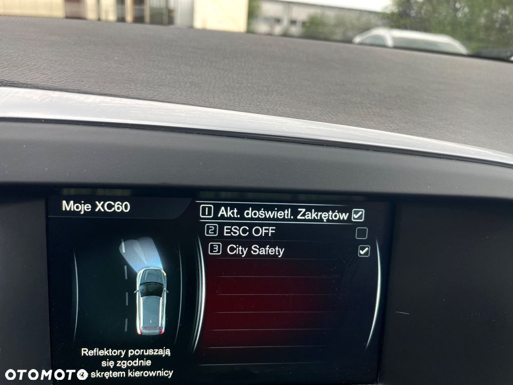 Volvo XC 60 D4 Geartronic Summum - 21