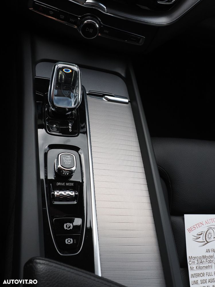 VOLVO XC60 2021 — imagine 28