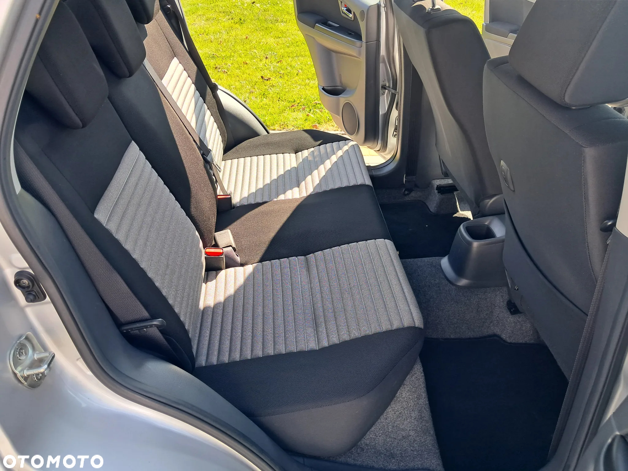 Suzuki SX4 1.6 Comfort Plus - 19