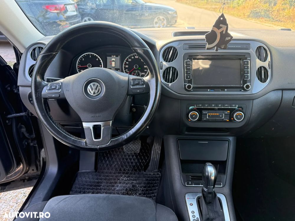 Volkswagen Tiguan - 8