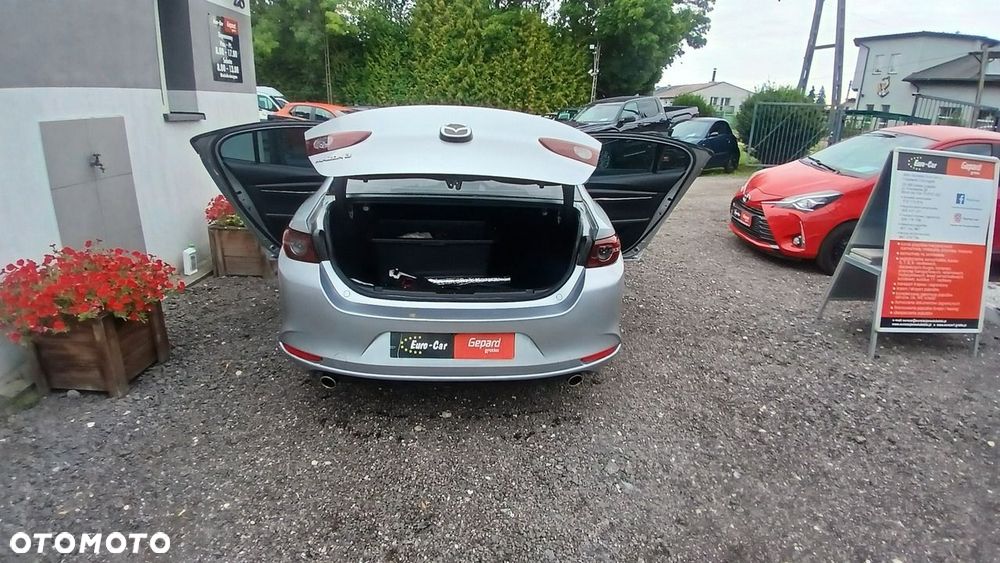 Mazda 3 - 10