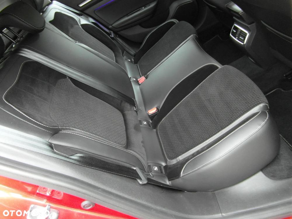 Renault Megane ENERGY TCe 100 PLAY - 31