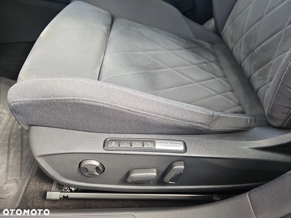 Volkswagen Golf 2.0 TDI Style DSG - 14