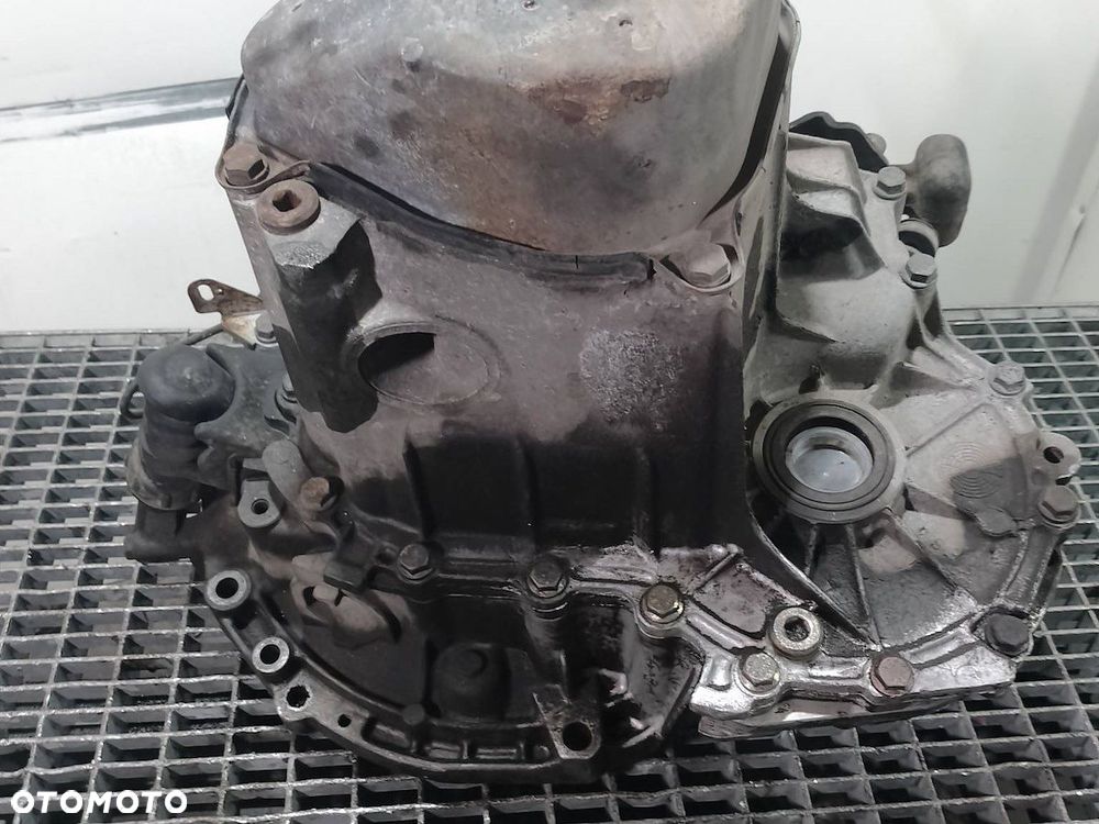 SKRZYNIA BIEGÓW MANUALNA PEUGEOT 307 20CN19 1.4 8V - 6