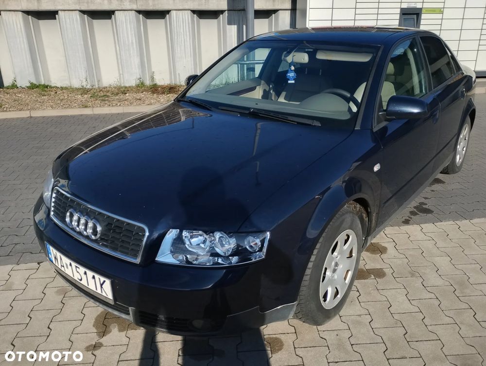 Audi A4 Limousine - 9
