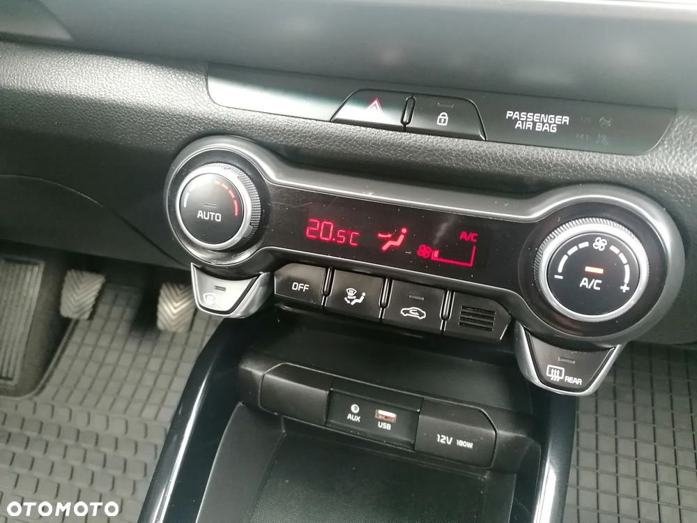 Kia Stonic 1.4 XL - 24