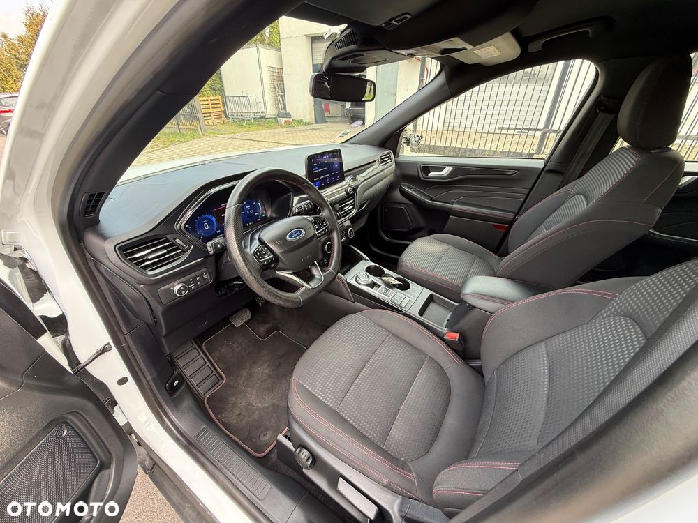 Ford Kuga 2.5 FHEV FWD ST-Line - 19
