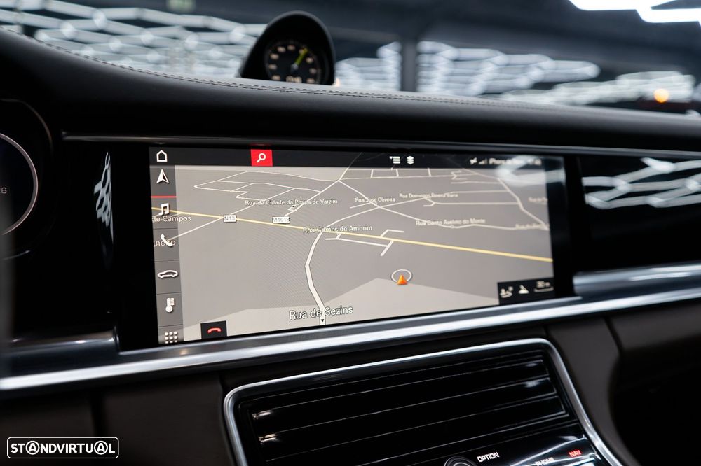 Porsche Panamera 4 E-Hybrid - 41