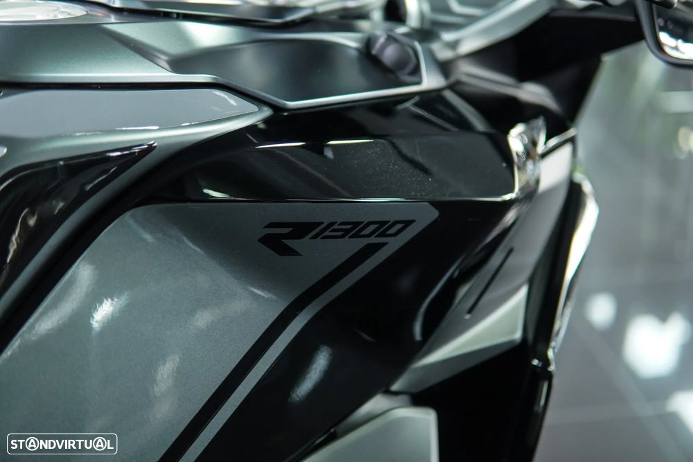 BMW R 1300 RT TRIPLE BLACK AUTOMATICA - 27