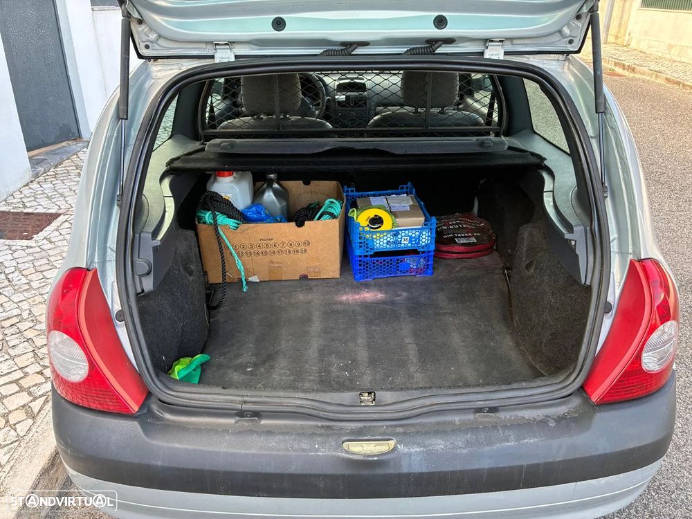Renault Clio - 6