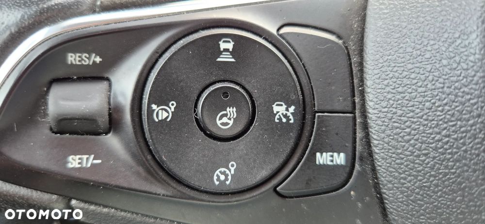 Opel Grandland X - 12