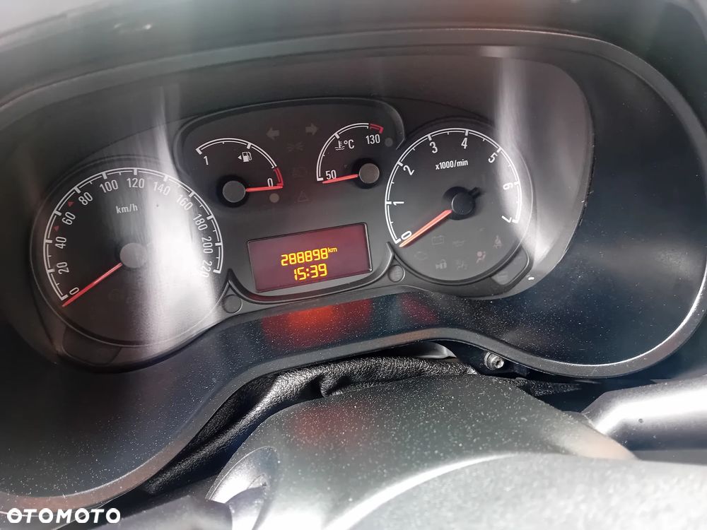 Opel Combo - 12