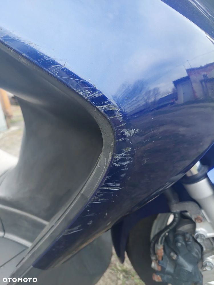 Suzuki Burgman - 4