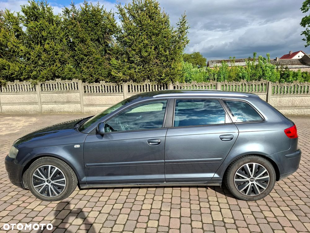 Audi A3 Sportback - 9