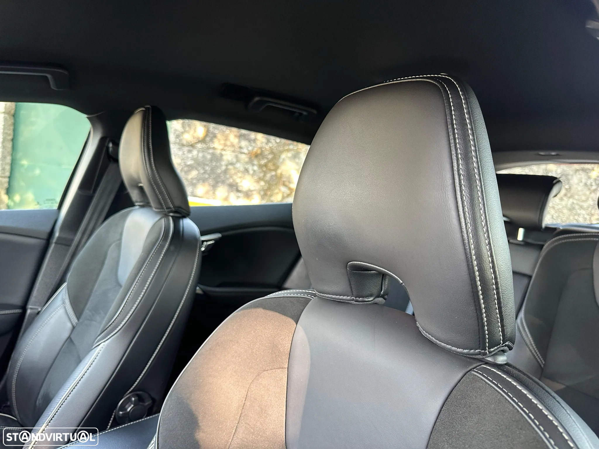 Volvo V40 1.5 T3 Sport Edition R Geartronic - 21