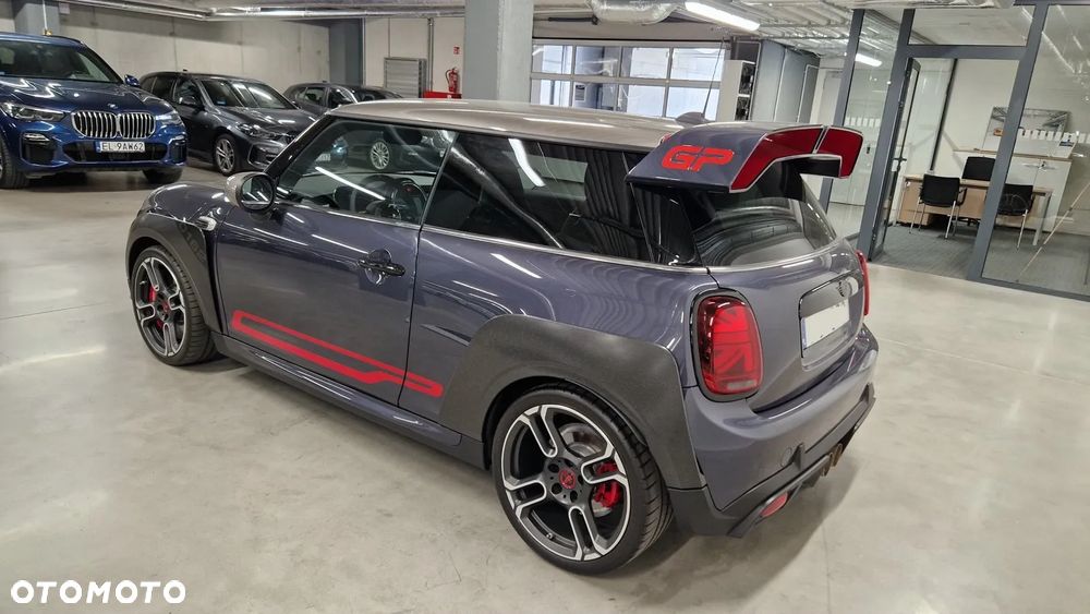 MINI John Cooper Works - 5