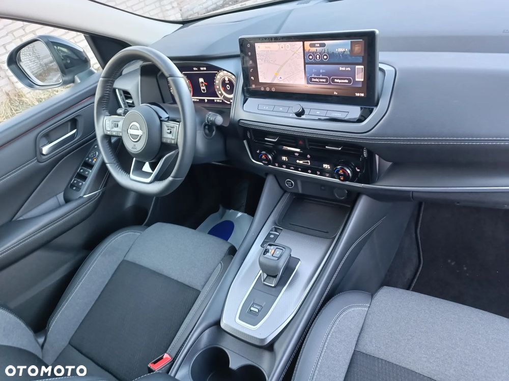 Nissan Qashqai 1.3 DIG-T MHEV N-Connecta Xtronic - 27