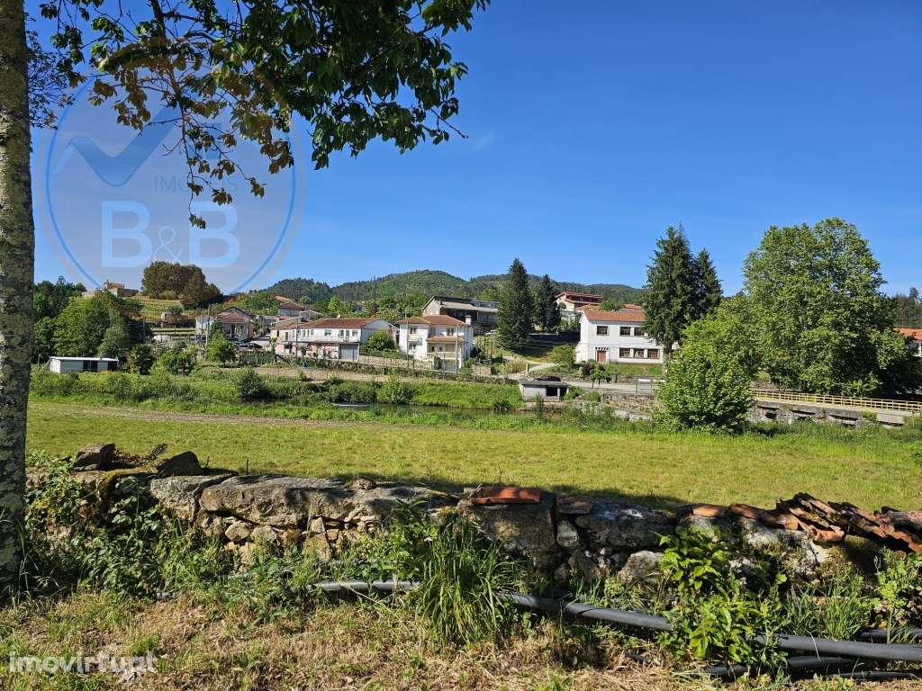 Terreno plano com 1.839m² para construção, em São Nicolau, Cabeceir... - Grande imagem: 4/7