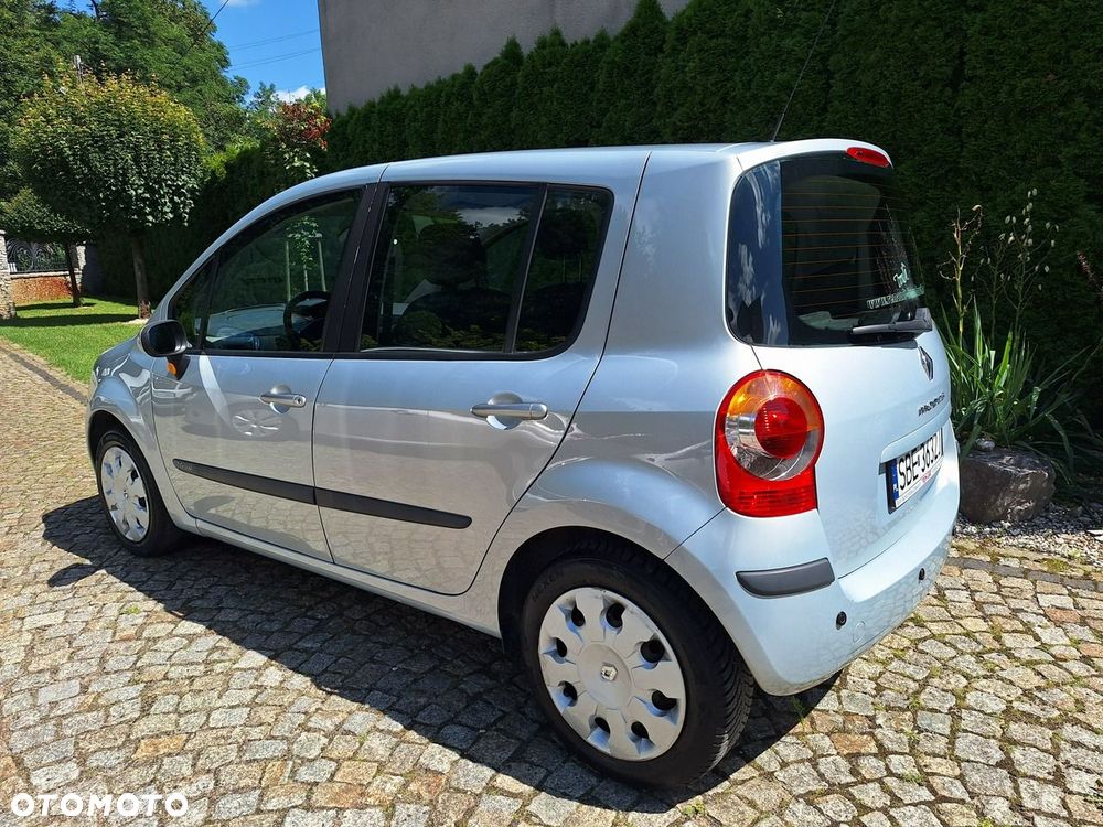 Renault Modus 1.6 16V ESP Dynamique - 3