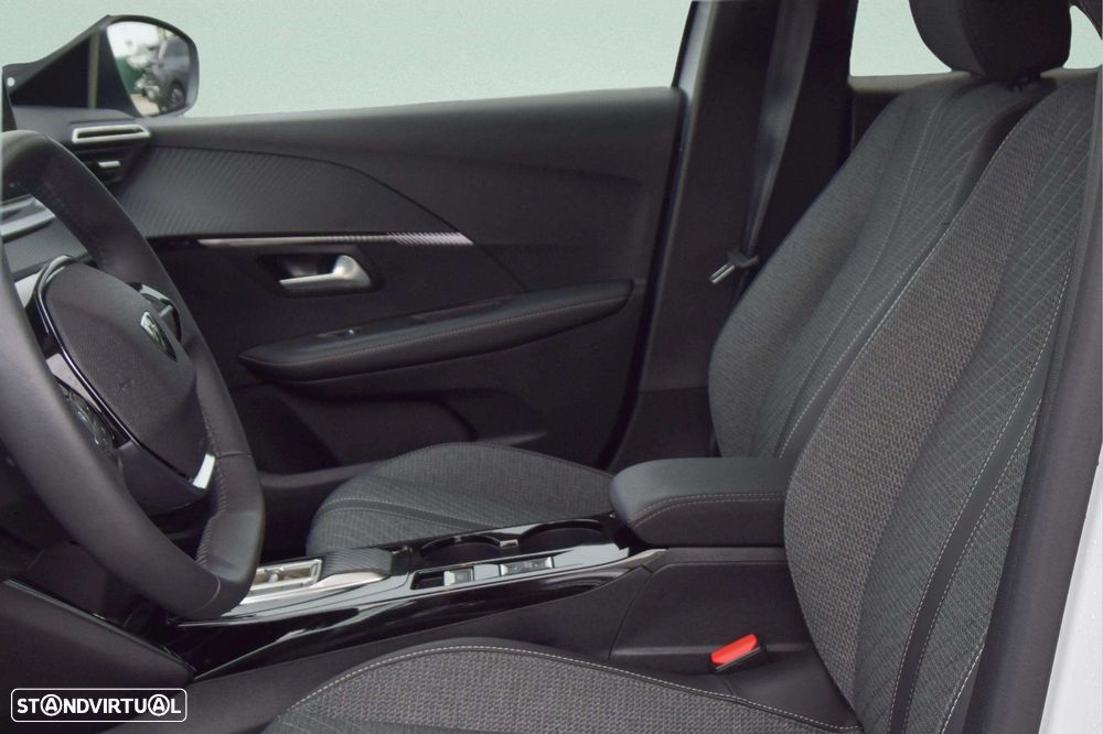 Peugeot 208 1.2 Hybrid Allure e-DCS6 - 12