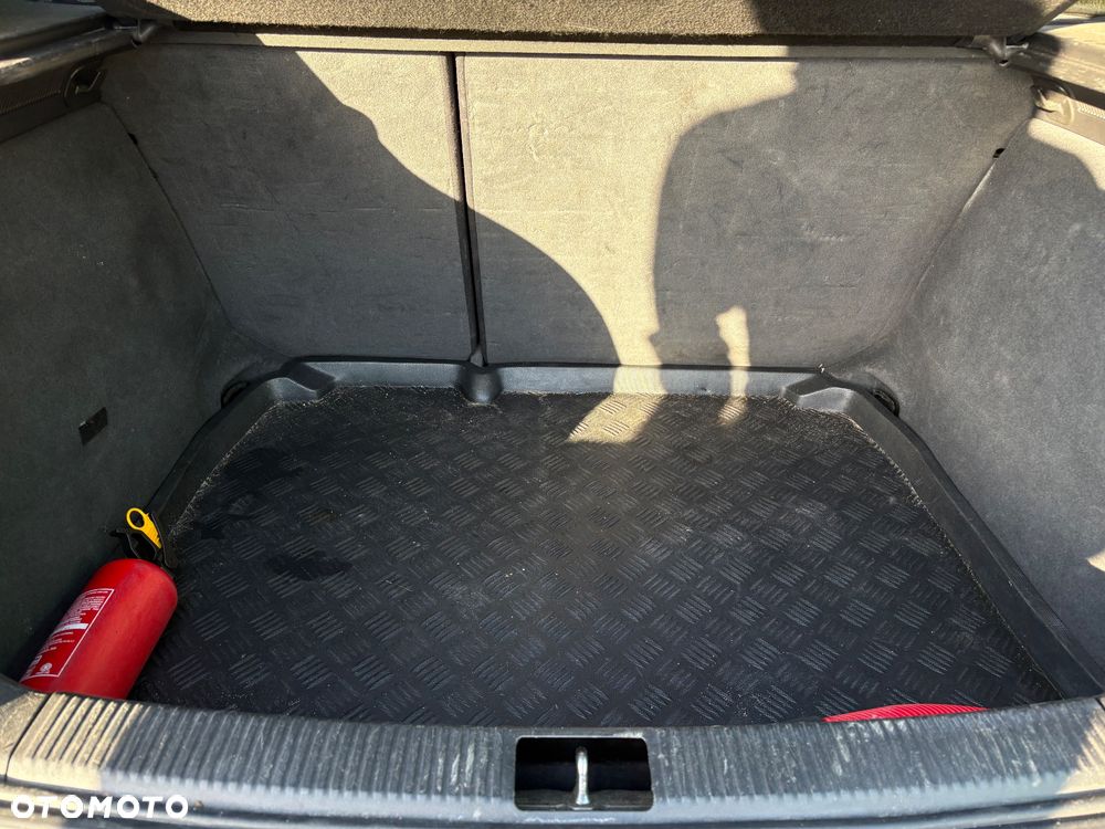 Audi A3 3-drzwiowe - 8